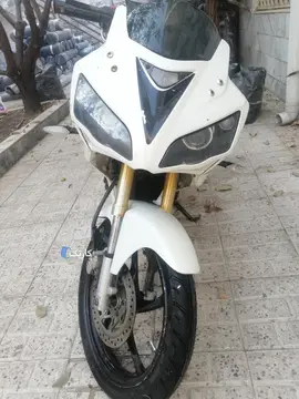 تی وی اس‏، آپاچی 200‏ - تصویر 3