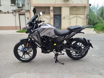 اس وای ام‏، گلکسی NA 180‏