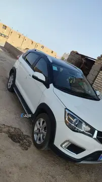 ام وی ام‏، X22‏، اتوماتیک  اسپرت اکسلنت‏ - تصویر 4