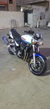 سوزوکی‏، GSX 1400‏