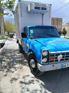 زامیاد‏، وانت نیسان‏، دوگانه سوز‏