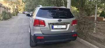 کیا‏، سورنتو‏، 6 سیلندر‏ - تصویر 4