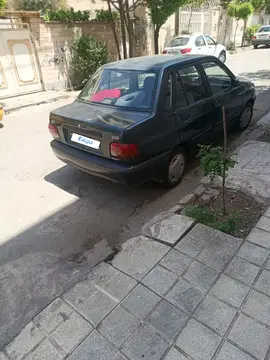 پراید‏، صندوق دار‏