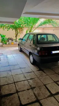 پراید‏، صندوق دار‏