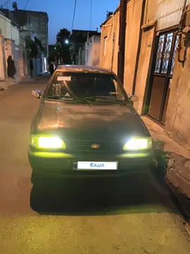 پراید‏، صندوق دار‏
