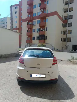 ام وی ام‏، 315هاچ بک‏، اسپرت لاکچری‏ - تصویر 4