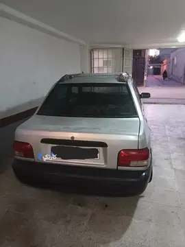 پراید‏، صندوق دار‏
