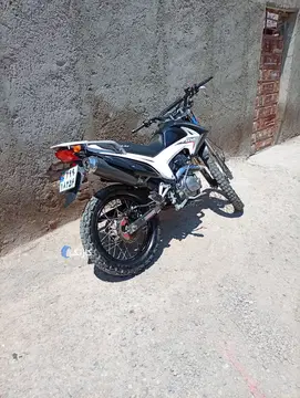 جهان همتا‏، فلات CRF200‏ - تصویر 4