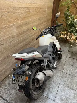 اس وای ام‏، لاکی T3 250‏ - تصویر 4