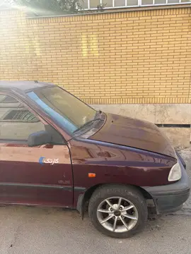 پراید‏، صندوق دار‏