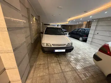 پراید‏، صندوق دار‏