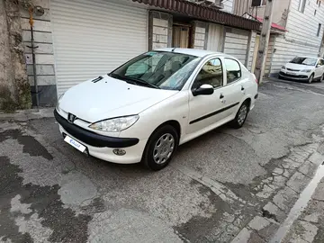 پژو 206صندوقدار بی رنگ