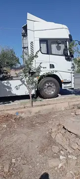 فروش یک دستگاه کشنده شاکمن
مدل1404
قیمت15200
کارکرد 20000
لاستیک اکسل - تصویر 3