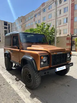 پاژن‏، دو در‏، موتور پاترول انژکتور