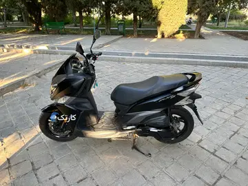 اس وای ام‏، گلکسی J 200‏ - تصویر 2