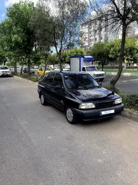 پراید‏، صندوق دار‏