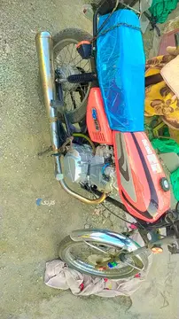 هوندا‏، CG 125‏ - تصویر 2