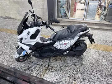 اس وای ام‏، ADV 175‏