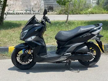 اس وای ام‏، گلکسی J 200‏ - تصویر 3