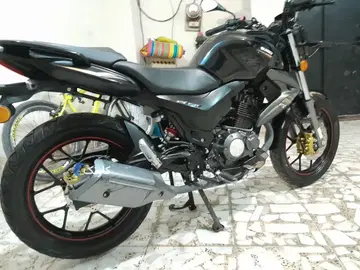 کیو جی موتور‏، NX 150‏ - تصویر 4