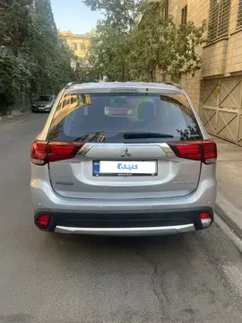 میتسوبیشی‏، اوتلندر‏، دو دیفرانسیل تیپ 3‏ - تصویر 2