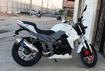 اس وای ام‏، لاکی T3 250‏ - تصویر 2