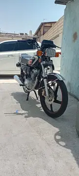 موتور هندا دینو ۱۵۰ EFI مدل ۱۴۰۲ در حد خشک - تصویر 2