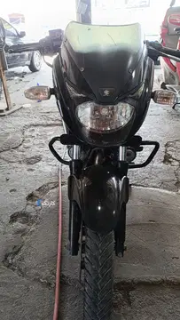باجاج‏، پالس 200‏ - تصویر 1