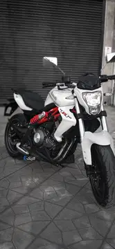 بنلی‏، TNT 300‏ - تصویر 3