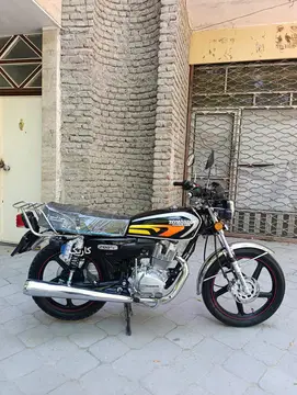 زمرد کویر‏، 200CDI‏ - تصویر 1