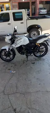 تی وی اس‏، آپاچی 180‏ - تصویر 4