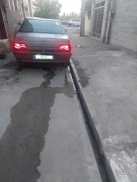 پژو 405 بی رنگ - تصویر 2