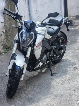 بنلی‏، TNT 180S‏ - تصویر 2
