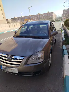 معاوضه ام وی ام با وانت پاترول شش سیلندر - تصویر 3