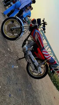 هوندا‏، CD 200‏ - تصویر 2