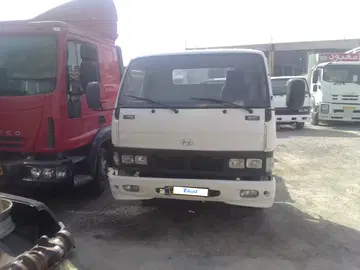 کامیونت هیوندا مدل۸۸ - تصویر 1