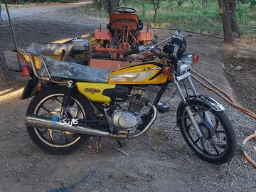 هوندا‏، CG 125‏