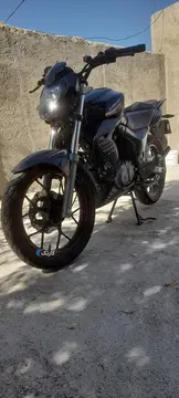 کیو جی موتور‏، NX 150‏ - تصویر 4