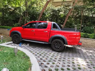 کی ام سی‏، T8‏ - تصویر 2