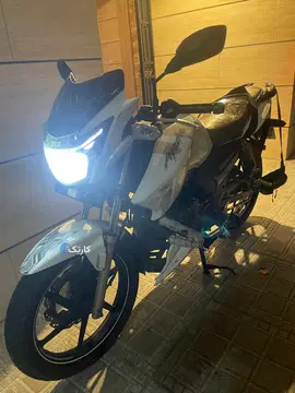 تی وی اس‏، آپاچی 180‏