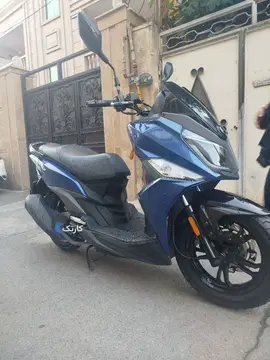 اس وای ام‏، گلکسی J 200‏ - تصویر 2