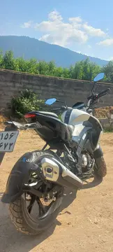 بنلی‏، TNT 180S‏ - تصویر 2