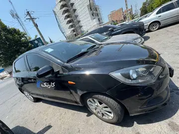 ام وی ام‏، 315هاچ بک‏، اسپرت لاکچری‏