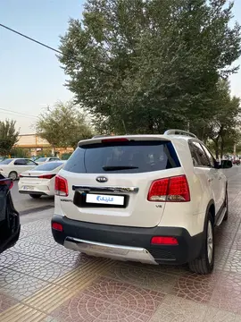 کیا‏، سورنتو‏، 6 سیلندر‏ - تصویر 2