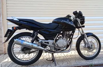 باجاج‏، پالس 180‏