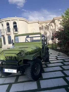 جیپ توسن مدل ۱۳۶۹