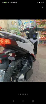 اس وای ام‏، گلکسی CL 150‏ - تصویر 4