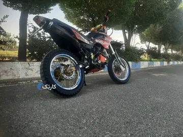 جهان همتا‏، فلات CRF200‏ - تصویر 1