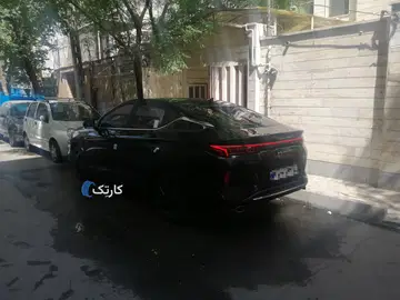 کی ام سی‏، J7‏ - تصویر 2