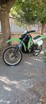 کاوازاکی‏، KDX 200‏ - تصویر 2